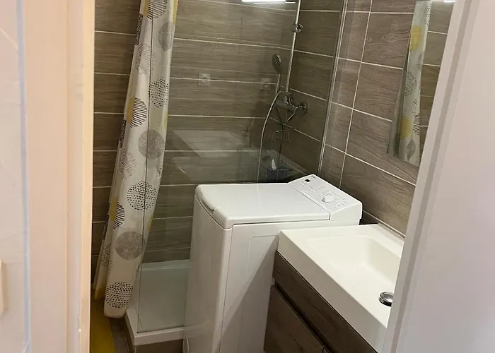 Center - Close To Beaches Daire Antibes