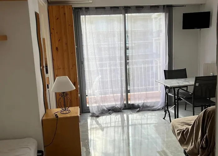 Center - Close To Beaches